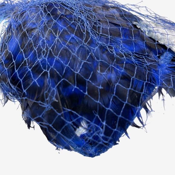 Blue Velvet Fascinator Feather Silk Leaf Caplet Half Hat Whimsy Vintage 50s 60s - Picture 5 of 7